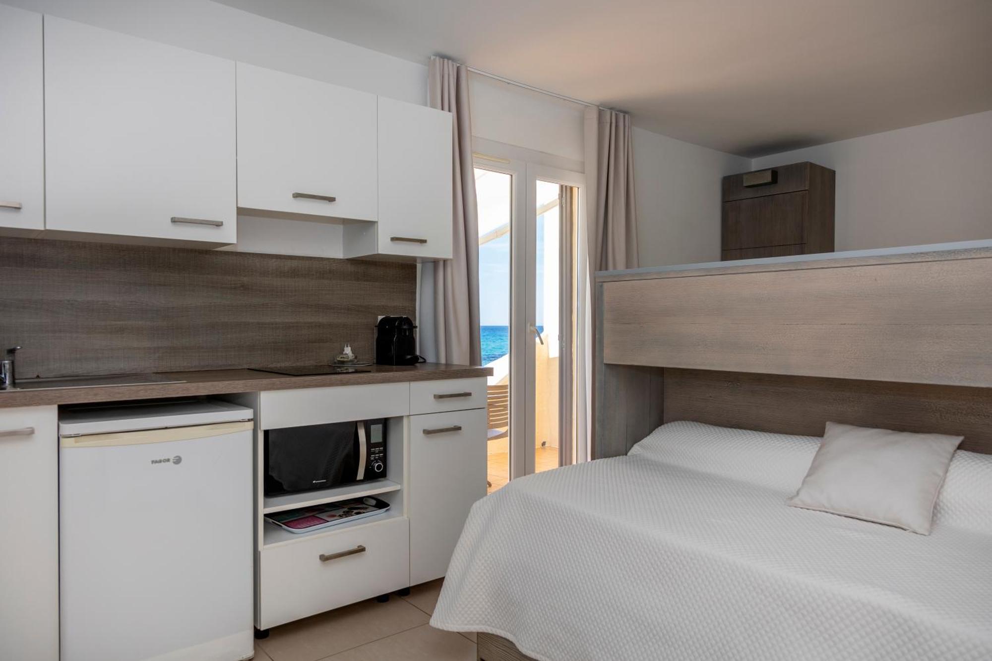 Hotel Et Residence Ta Kladia - Omigna Cargese Luaran gambar